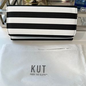 Kut from the Kloth black and white striped wallet